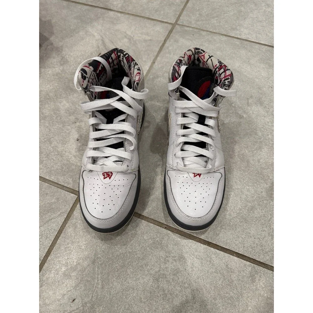 Nike Air Jordan Mid Gradeschool Size 5.5 white, red and blue